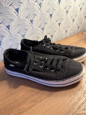 UGG Women’s Black Canvas Low-Top Sneakers